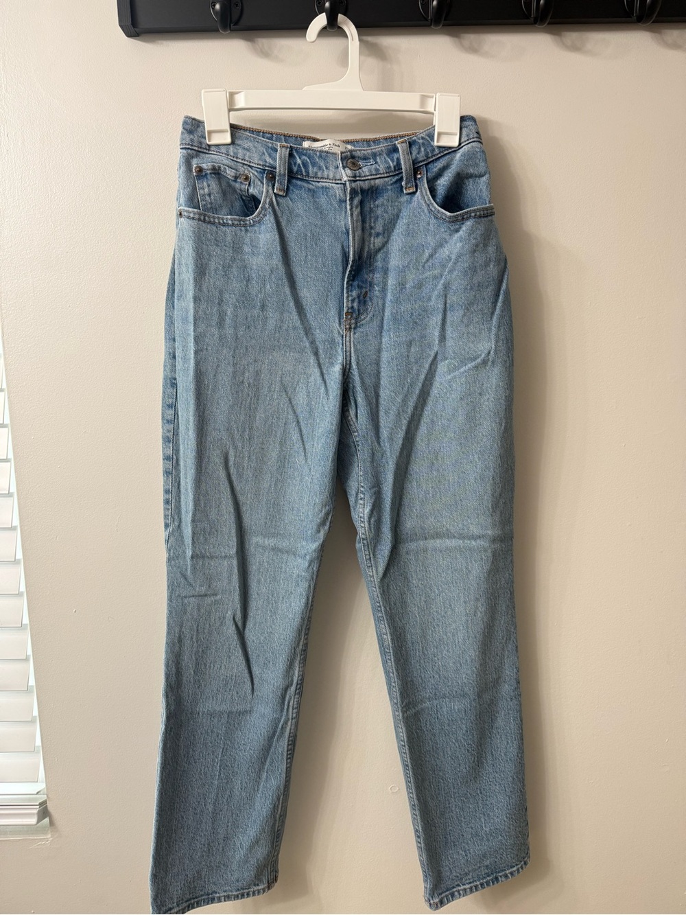 Abercrombie High-Rise Light Blue Women’s Jeans